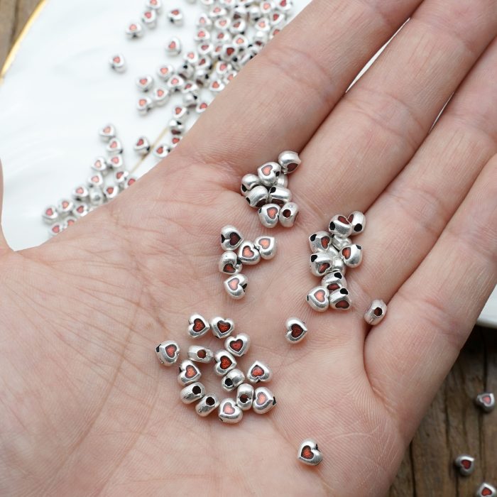 DIY珠子-普通款-小桃心-锌合金-珐琅红-0.36cm-10颗/包 Catholic religious art