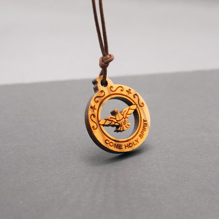 吊坠-橄榄木-圆形-镂空-圣神-3cm Catholic religious art