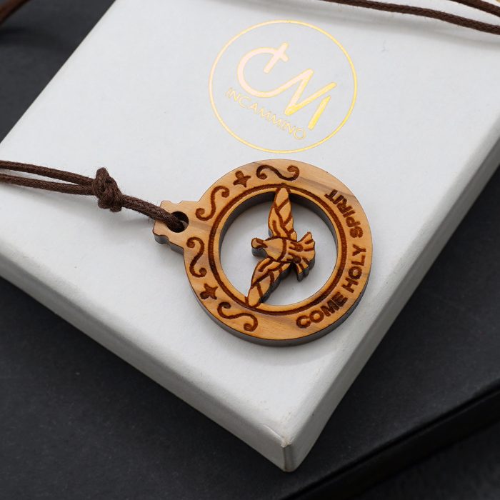 吊坠-橄榄木-圆形-镂空-圣神-3cm Catholic religious art