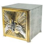 双手主题桌上圣体龛（中型） - 23 x 21厘米，高20厘米
