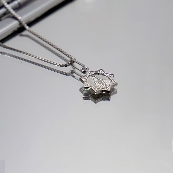 圣母显灵吊坠1.0cm925银盒子链0.8MM 白金色 Catholic religious art