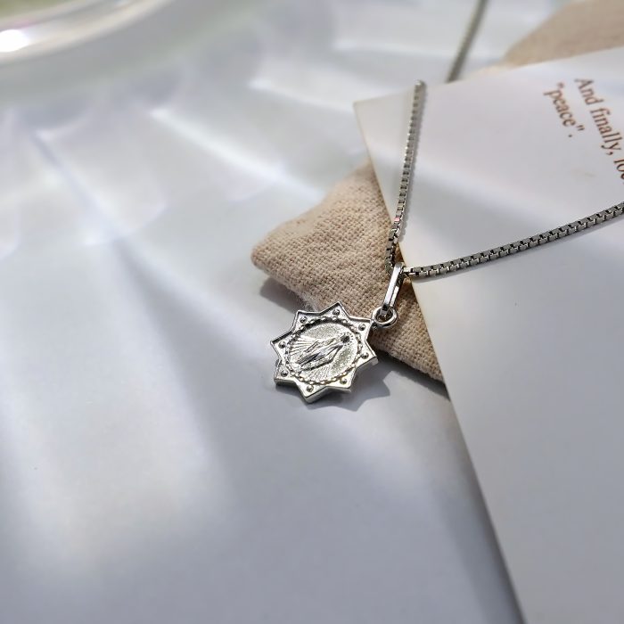 圣母显灵吊坠1.0cm925银盒子链0.8MM 白金色 Catholic religious art