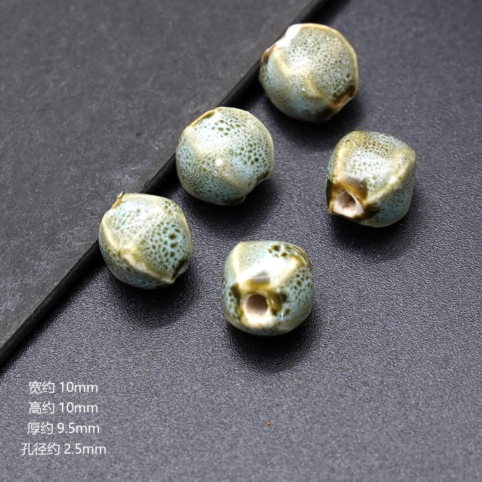 IC03BCE003.03-12x10MM DIY珠子-陶瓷花釉复古异形珠-绿白色12x10mm Catholic religious art