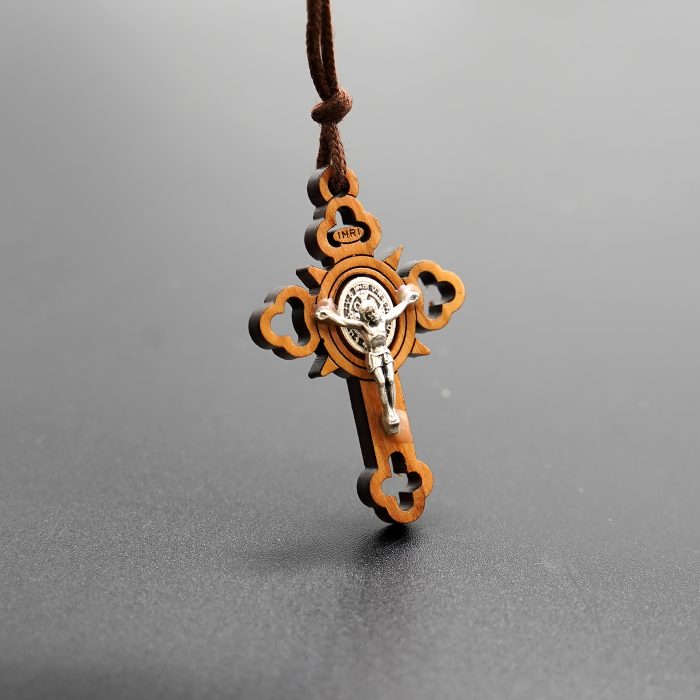 十字架-圣本笃-橄榄木-穿孔设计-椭圆圣牌-带挂绳-4.2x2.8cm Catholic religious art
