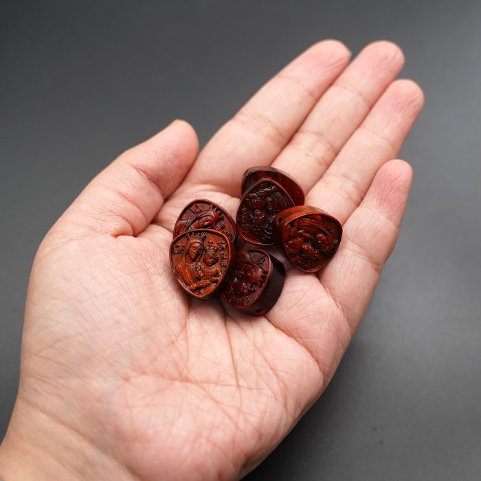 DIY三通-圣母抱耶稣-紫檀木-2.0x1.8cm Catholic religious art