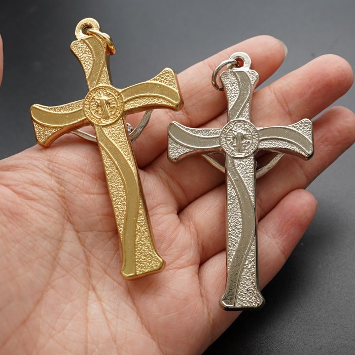 十字架-圣本笃-锌合金-金色-红珐琅-带包装盒-7.3x4.5cm Catholic religious art