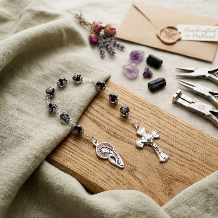 九珠串经-合掌圣母-珐琅彩-黑色琉璃珠-10mm Catholic religious art