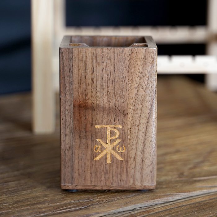 笔筒-浮雕圣像-圣家三口-胡桃木特制纪念款-11x7.5x7.5cm Catholic religious art