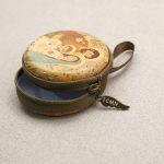 金属念珠包-圣家 (Holy Family)-圆形-7x7cm厚度3.3cm - 图片 5
