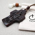 项链十字架-耶稣善牧-紫檀-带绳-7x5cm（送收纳包） - 图片 4