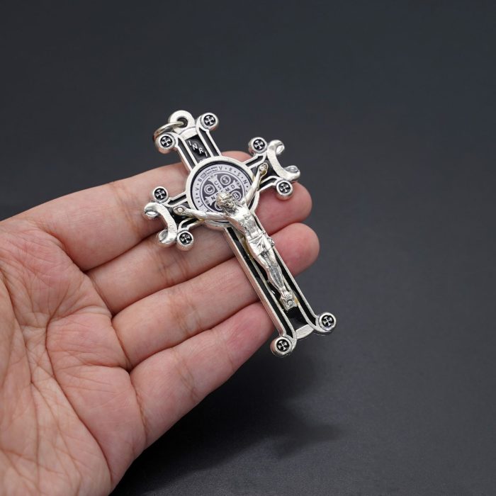 十字架项链-圣本笃-锌合金镀镍-黑珐琅-7.5x4.7cm - 图片 4