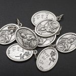 DIY小吊牌-圣犹达·达陡-锌合金-2.2x1.6cm - 图片 5