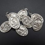 DIY小吊牌-圣家+圣三-锌合金-2.2x1.6cm - 图片 5