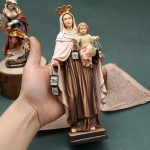 【现货】阿尔卑斯木雕-加尔默罗圣母（Our Lady of Mount Carmel）-彩色-21cm - 图片 3